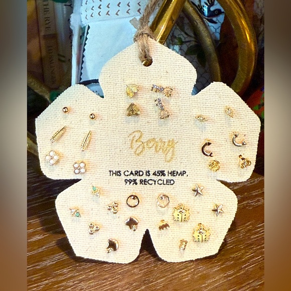 Berry 15 pair of Gold Tone Stud Earrings NWT w/ Hemp Card 99% Recycled Materials - Picture 3 of 6